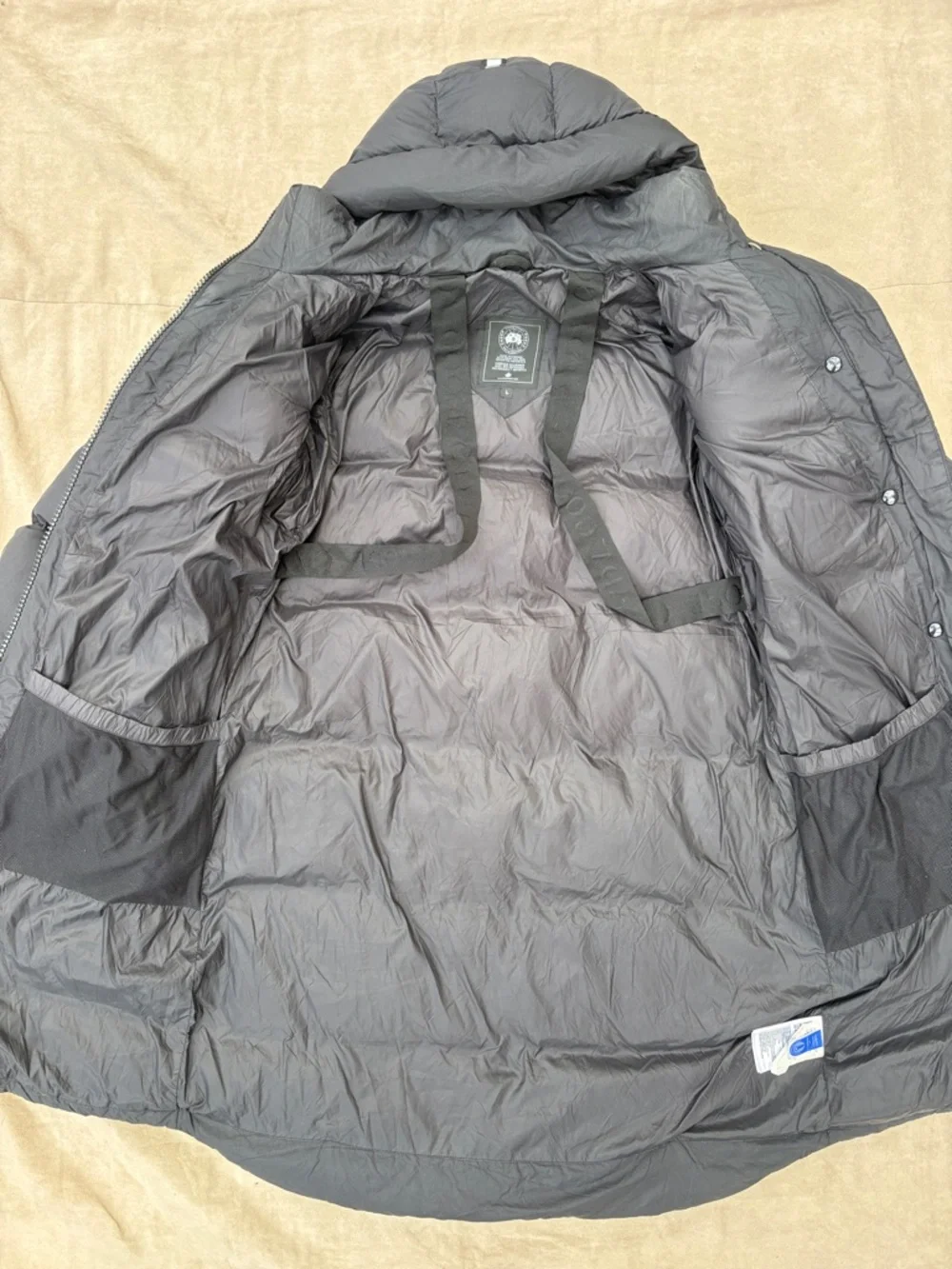 🦆Canada Goose Girls Kids Dark Gray Puffer Jacket with detachable Hood - L - Picture 3 of 4